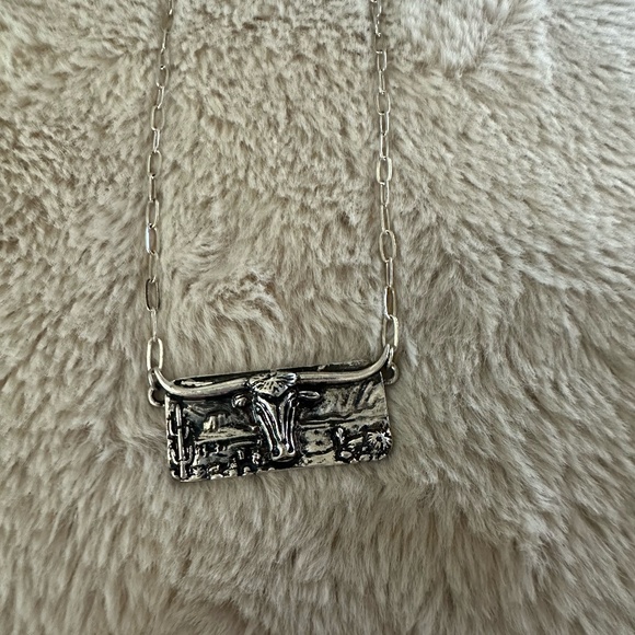Silvertone Lubbock Longhorn Necklace - Picture 1 of 1